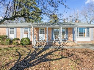 8157 Glass Rd, Hayes, VA 23072