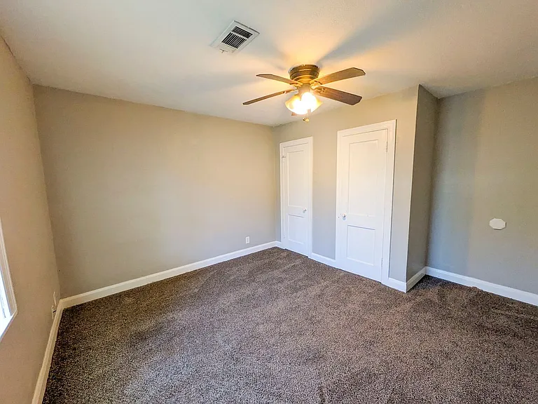 290 Hebert St — Photo 8