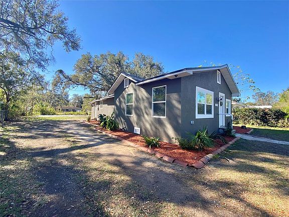 4th image of 1275 E Summerlin St
