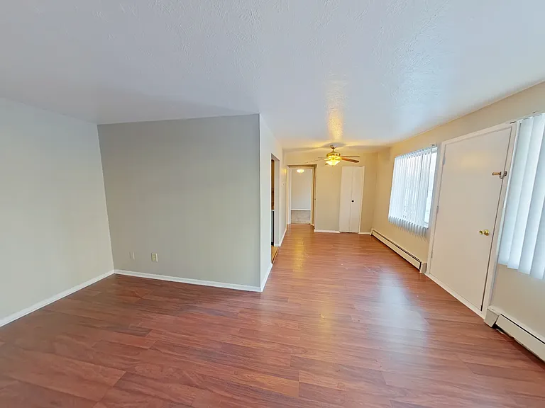 127-8690 Broadview Rd #127 — Photo 2
