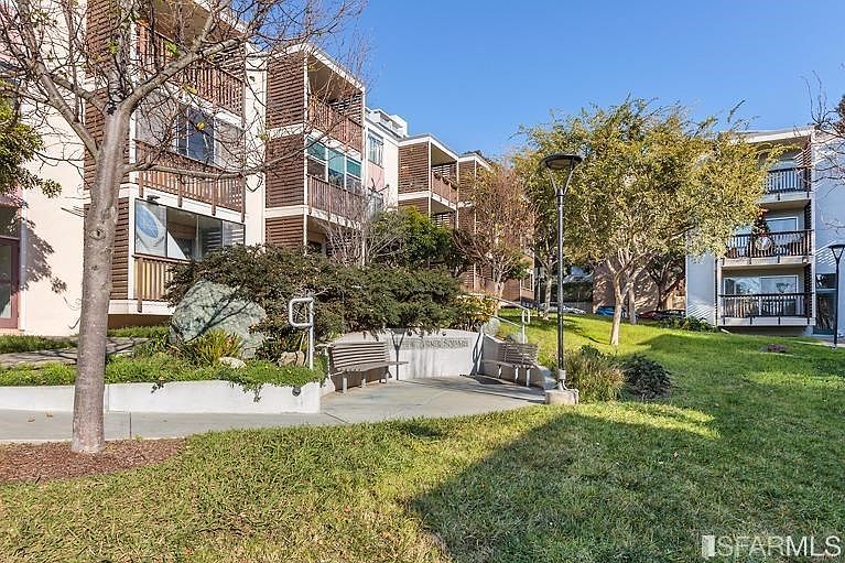 1st image of 1335 Laguna St APT 6
