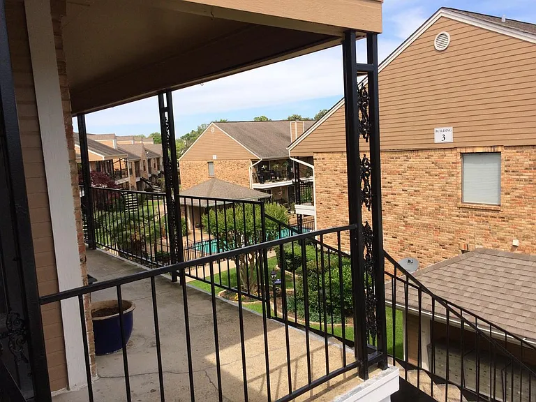400 W South Town Dr #402 — Photo 9