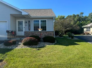 3055 25th St, Kenosha, WI 53144