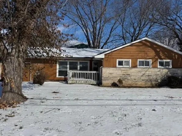 1907 Jerome Ln, Cahokia, IL 62206