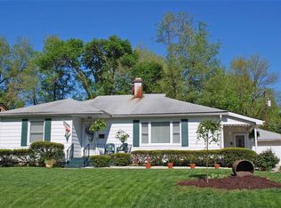 209 Sunset Dr, Belleville, IL