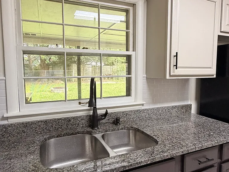 3522 Lisbon Ln — Photo 7