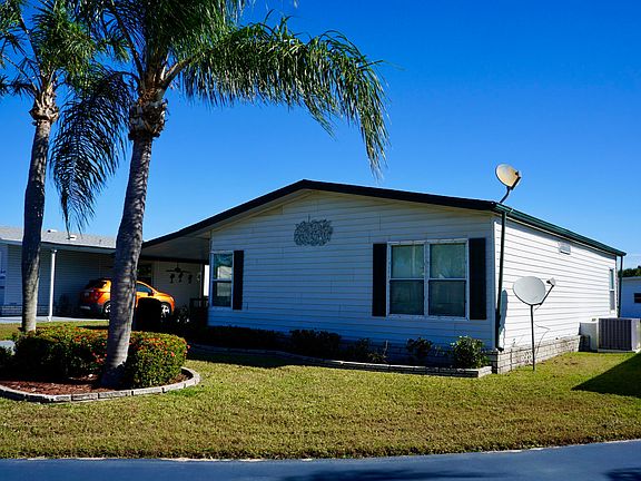 3rd image of 14333 Azucena Court