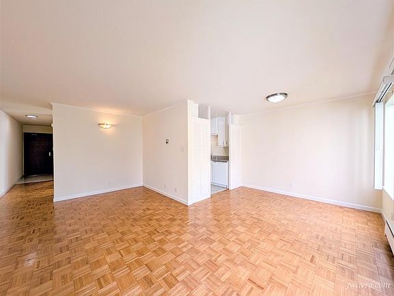 4th image of 2642 Van Ness Ave APT 304