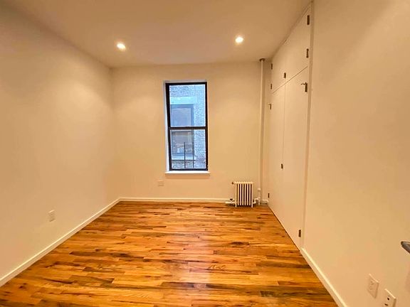 4th image of 160 W 118th St #2E