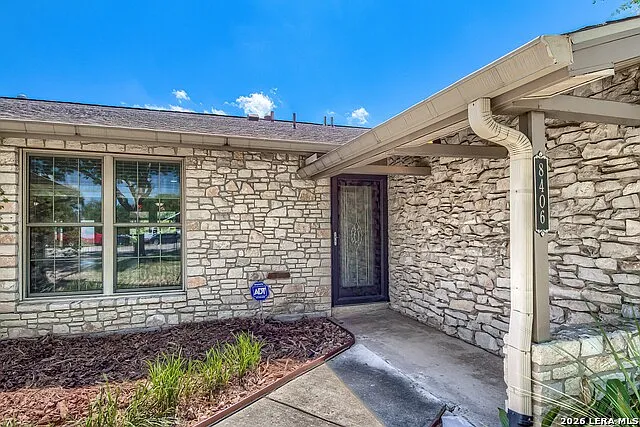 8406 Deer Holw — Photo 3
