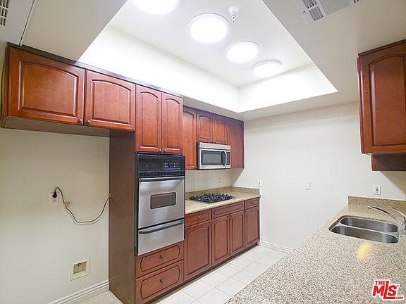 2nd image of 962 S Gramercy Dr Unit 103