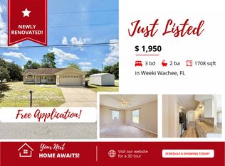 10300 Noddy Tern Rd, Weeki Wachee, FL 34613
