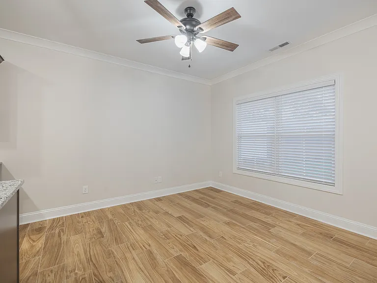 443 Wren Creek Ct — Photo 9