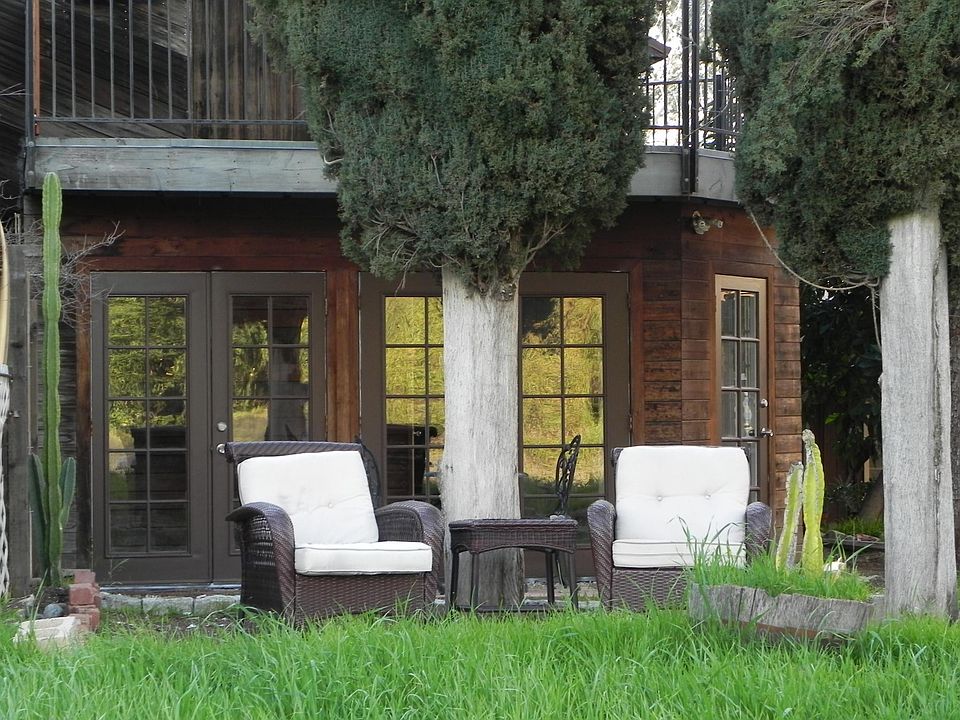 1st image of 1122 Rosario Dr