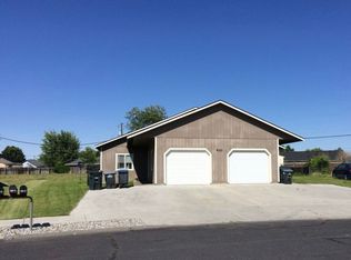 930 S Alderwood Dr #B, Moses Lake, WA 98837