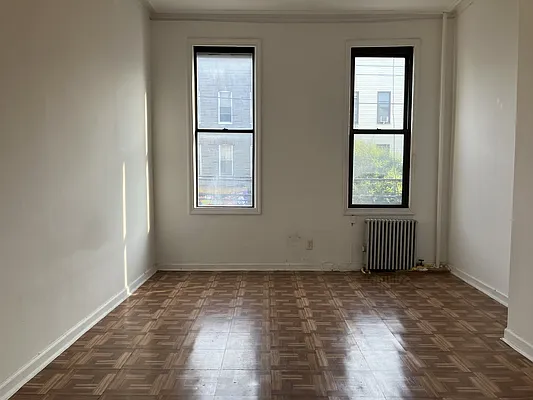 Rented by MySpaceNYC | media 22