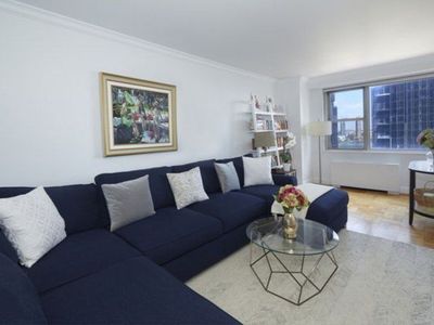 300 E 40th St APT 18E, New York, NY, 10016