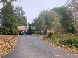 109 Woodville Dr, Forest, VA 24551