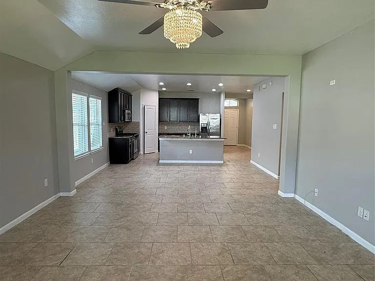 3042 Specklebelly Dr — Photo 5