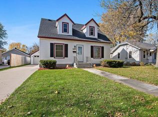 2105 N Oneida St, Appleton, WI 54911