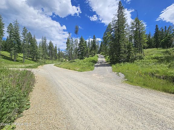 4th image of 4 Pioneer Ln