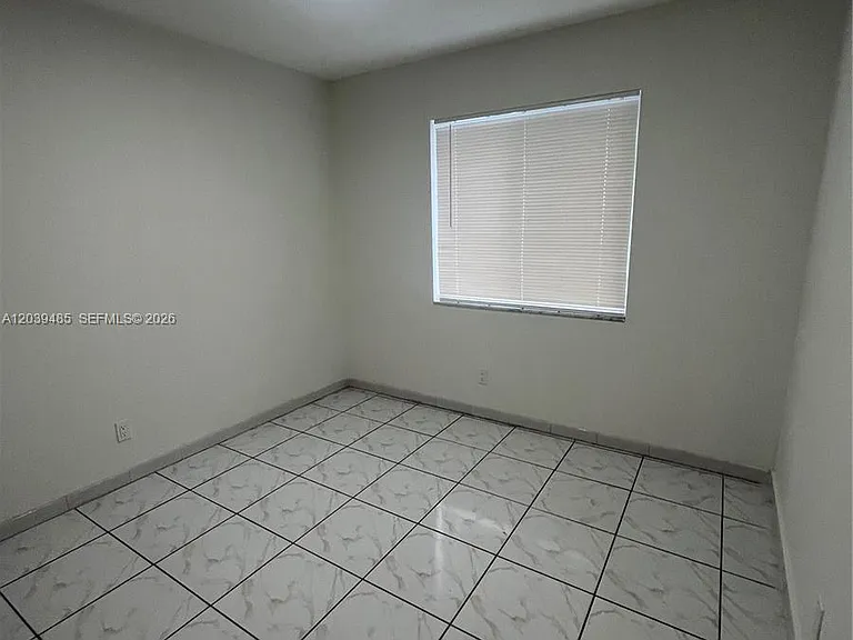28 E 20th St #1 — Photo 8