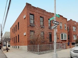 2420 23rd St, Long Island City, NY 11102
