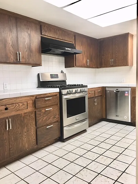 2 bed, 1600 sqft, $3,650 — Photo 4