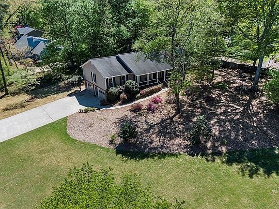 3rd image of 116 Knotts Landing Dr