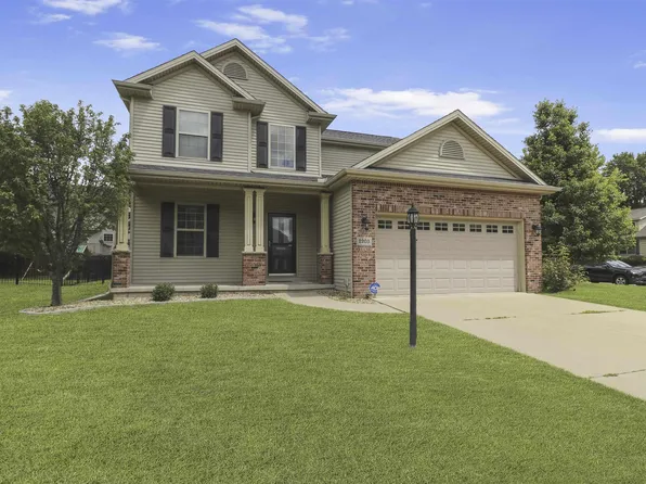 2203 W Paddington Ct, Peoria, IL 61615