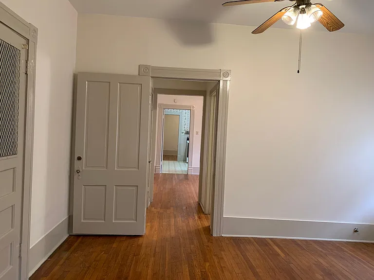 Total 4 rooms. From front of room you can counter through. 1 bathroom.