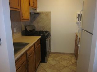 414 S 5th St #1G, Brooklyn, NY 11211