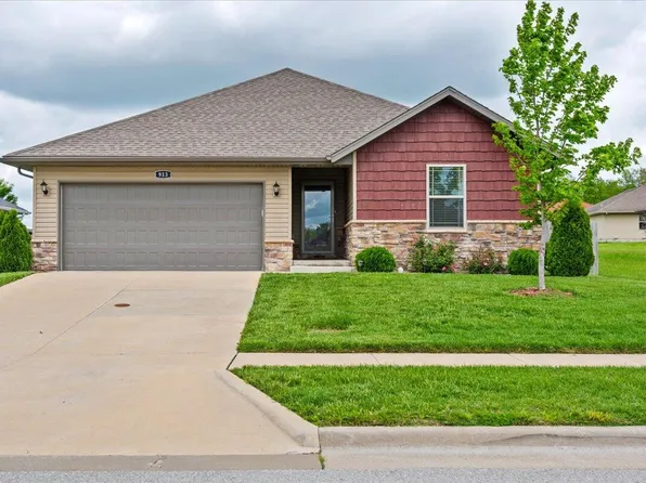 913 E Melton Road, Ozark, MO 65721