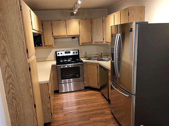 4th image of 3732 Savoy Ln APT E2