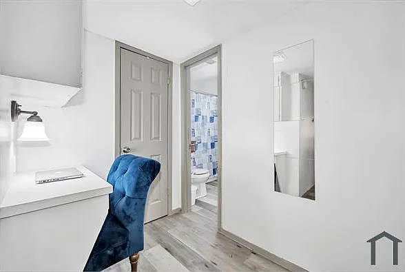 5647 Gaston Ave #117 — Photo 6