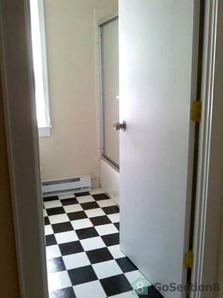 2nd image of 780 Hallett St APT 9