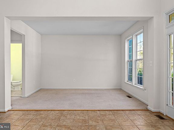 5th image of 221 Aidan Dr