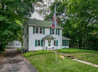 7215 Maple St, Mentor, OH 44060