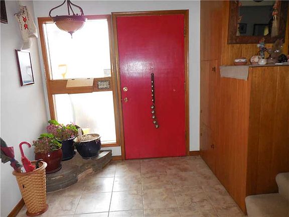 3rd image of 541 Avenue C