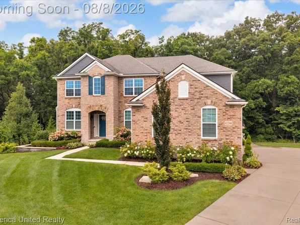 62246 Julep Ct, South Lyon, MI 48178