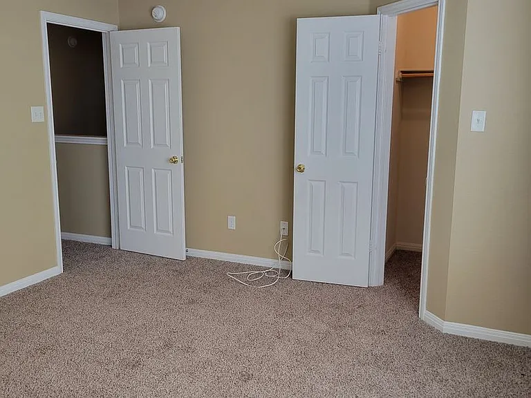 2611 Echo Dr — Photo 18