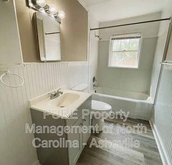 164 Spring St — Photo 8