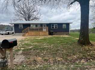 9077 Charles Dr, Birch Tree, MO 65438