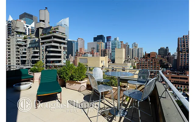 Rented by Douglas Elliman | media 17