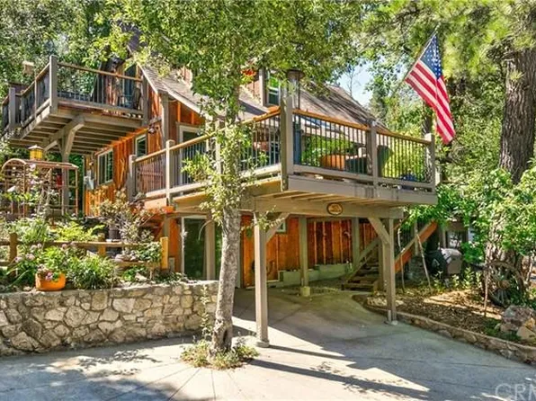 413 Redwood Dr, Valley Of Enchantment, CA 92325