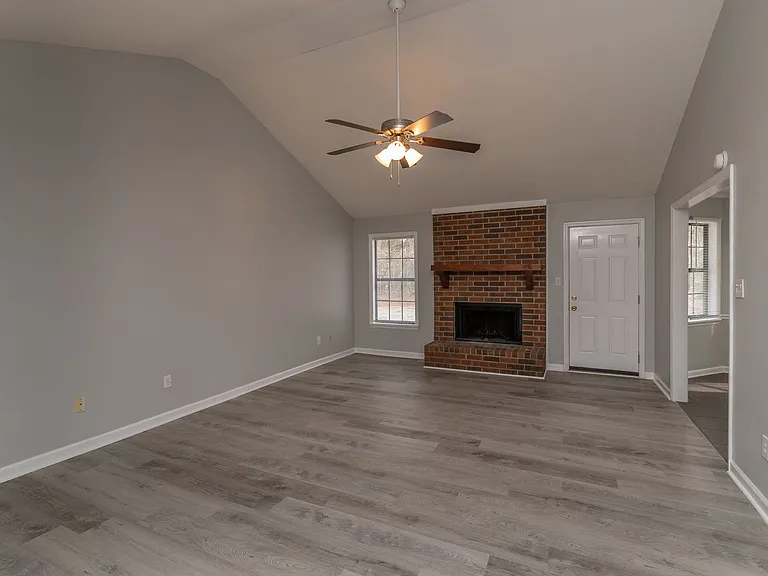 2336 Helsinki Dr — Photo 3