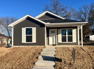 1317 E Valley St, Joplin, MO 64801