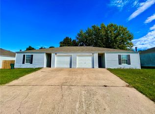 1328 & 1336 N Chickadee Ave, Fayetteville, AR 72704