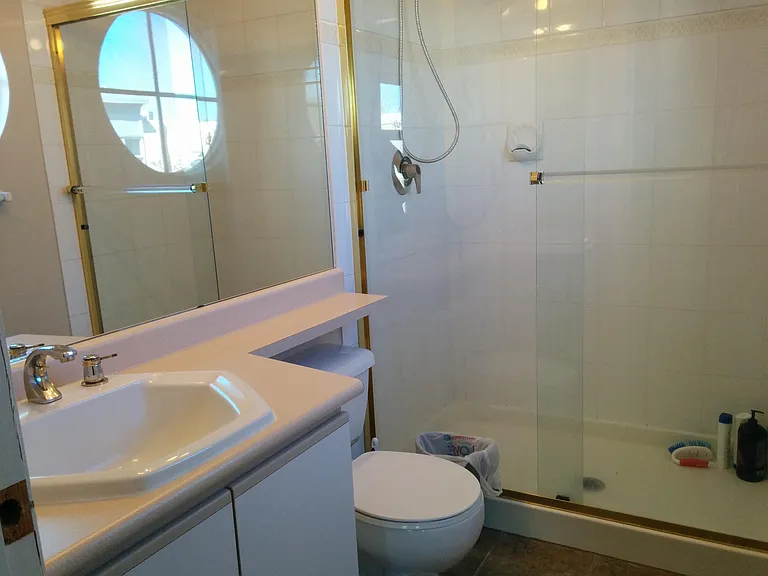 12331 McNeely Dr #ROOMS IN SHARED — Photo 4
