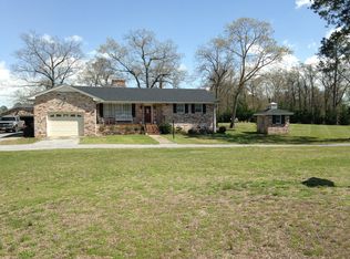 4 Taylor Mill Rd, Eure, NC 27935